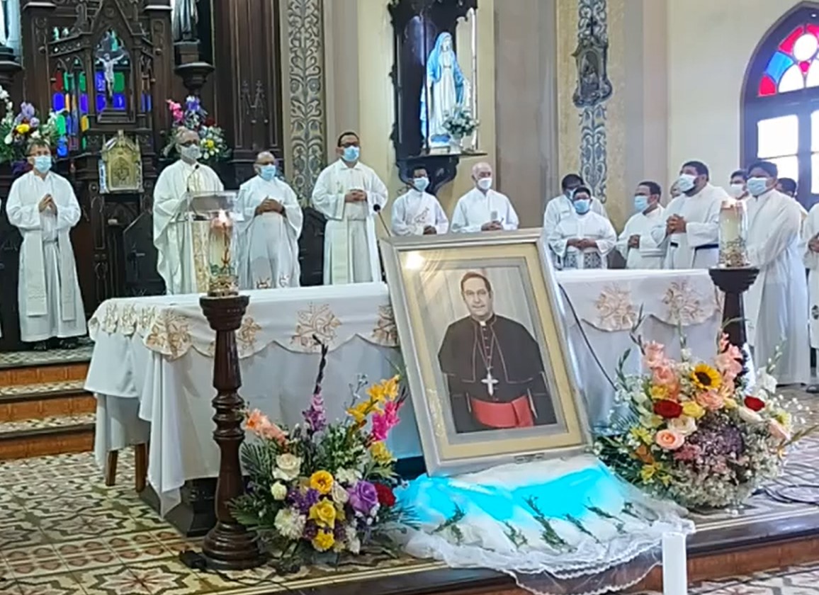Recuerdo a Mons. Miguel Olaortúa en Iquitos, a dos años de su repentina